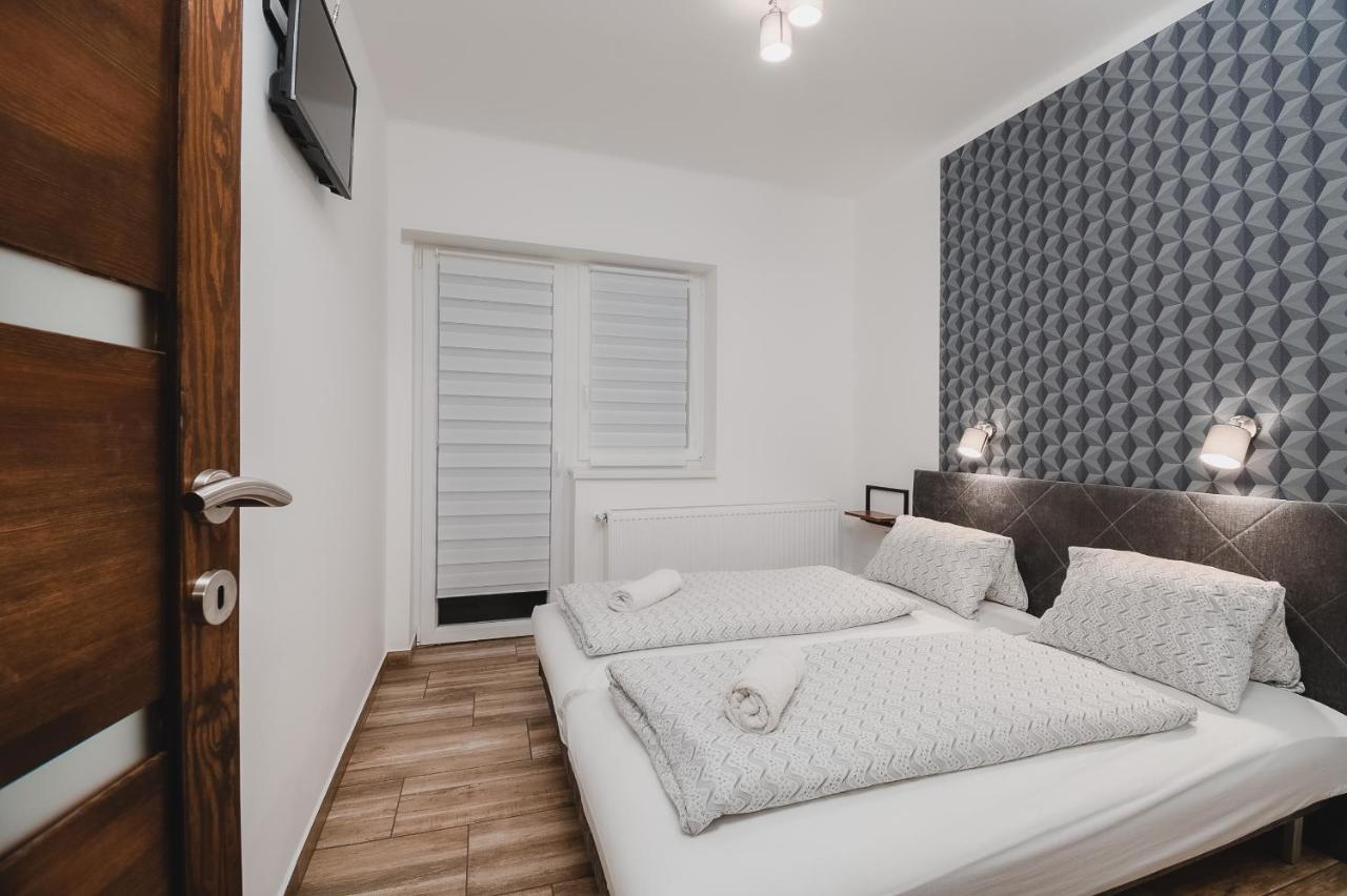 Reborn Lux Apartments Хайдусобосло Экстерьер фото